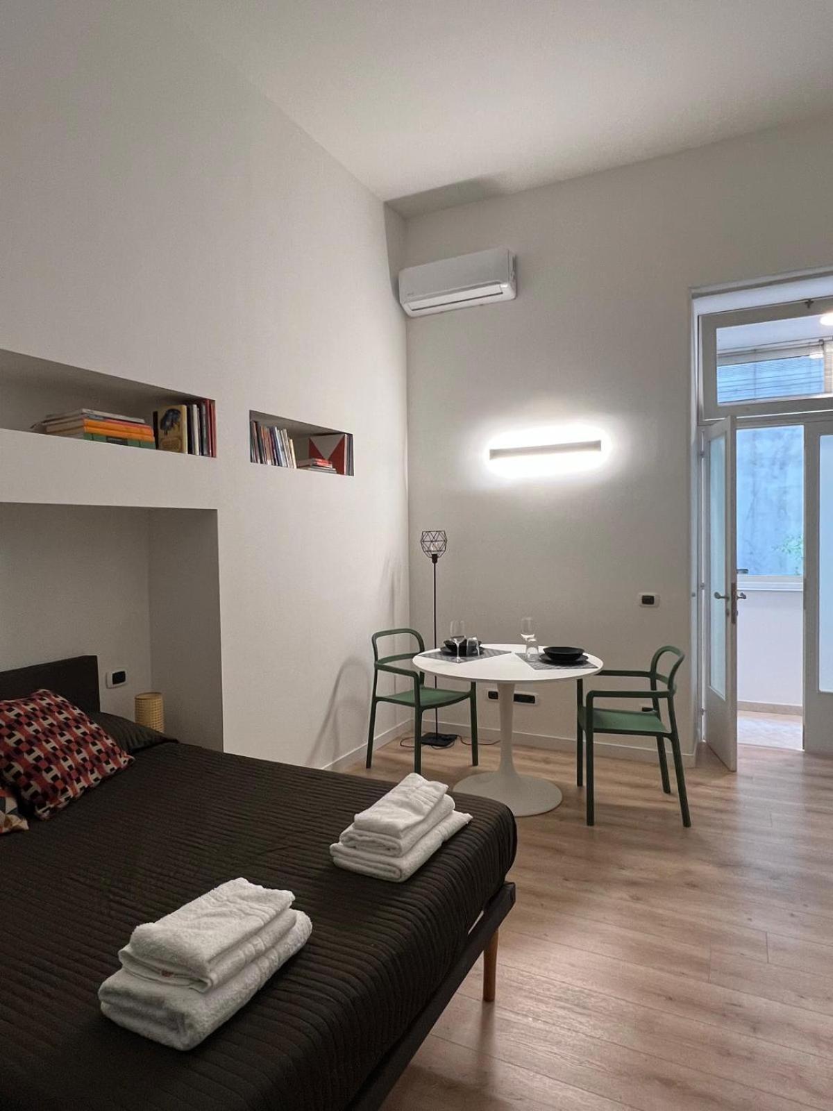 Martuccihouse Apartment Наполи Екстериор снимка